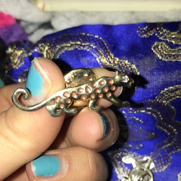 🩵3/$15🩵 VINTAGE ANIMAL PIN LOT - LEOPARD ZEBRA GIRAFFE - Picture 4 of 6